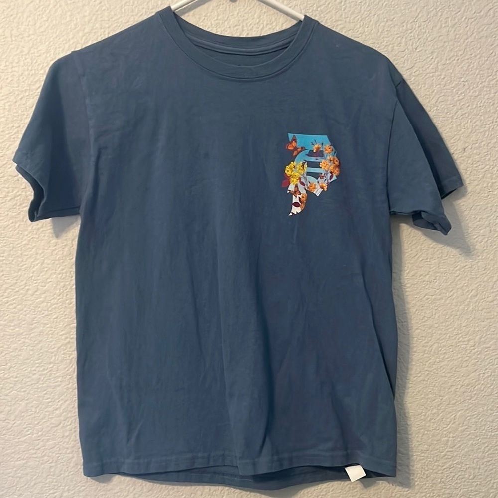 Primitive boys shirt, size medium